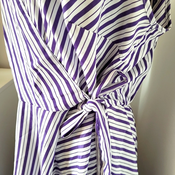 Mlle Gabrielle Size M Striped Dress White Purple Asymmetrical 💜 - Picture 6 of 10